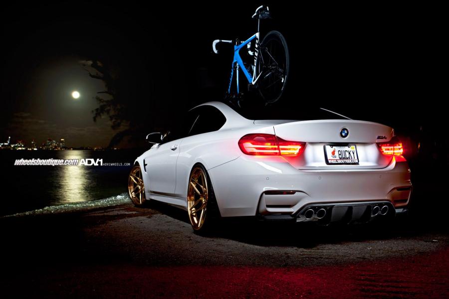  BMW M4 Coupe on ADV.1 Wheels (ADV05STSCS) 2014 года  (фото 2 из 13)